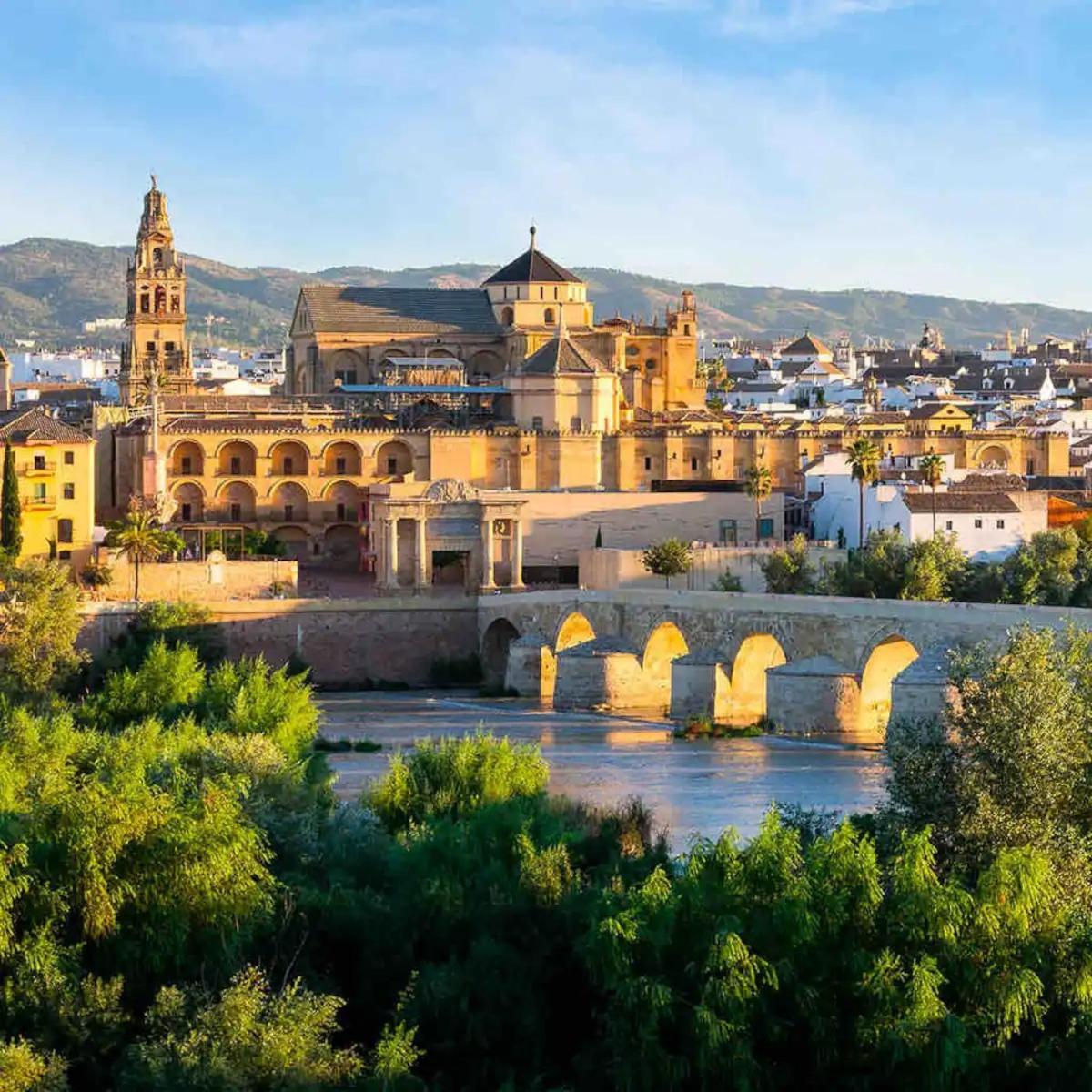 Nice Central Flat With Wonderful Views Cordoba Exterior photo